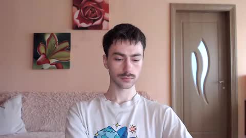 Snapshot of white_sport chatting on 06-17-26, 03:02 Tom online show from 06-17-26, 03:02