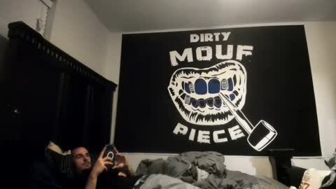 just  str8 stud nut  1000 online show from 04-11-26, 05:23