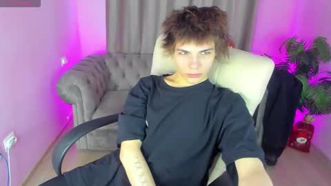 Snapshot of whiterabbit342 chatting on 01-14-26, 11:27 Geoffrey online show from 01-14-26, 11:27