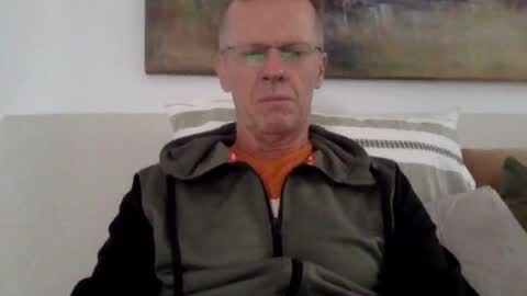 Snapshot of whynotfly1 chatting on 08-01-26, 02:00 whynotfly1 online show from 08-01-26, 02:00