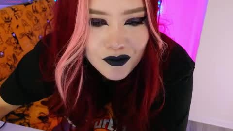 Snapshot of wickedxqueen chatting on 06-01-26, 09:16 Laura online show from 06-01-26, 09:16