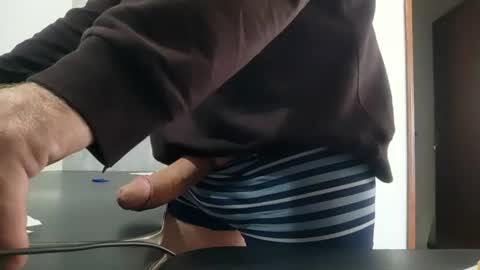 wiilbearbigcock online show from 06-25-26, 02:32