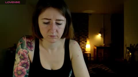 Snapshot of wild_peony chatting on 02-05-26, 06:23 wild_peony online show from 02-05-26, 06:23