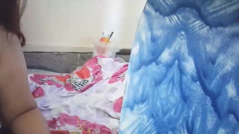 wildflower2006 online show from 09-28-25, 11:43