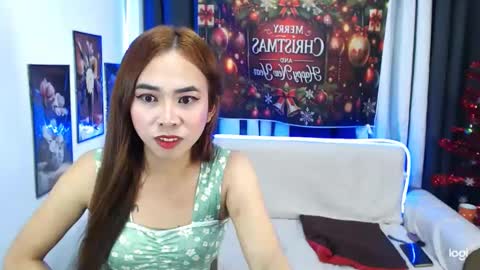 wildhot_nicole4uxxx online show from 12-27-24, 02:14