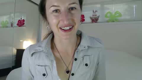 Snapshot of wildrose_l chatting on 04-24-26, 02:03 WildRose L - check my Pinned tweet if you dont see me online within 5 minutes after Ive sent email notifications online show from 04-24-26, 02:03
