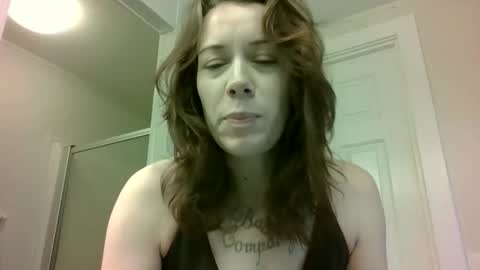 Snapshot of wildthornepenny chatting on 11-11-25, 02:50 Penny online show from 11-11-25, 02:50