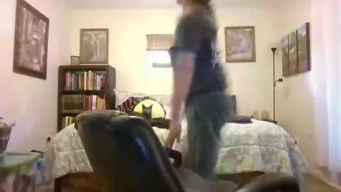 Snapshot of wildthornepenny chatting on 05-18-26, 10:37 Penny online show from 05-18-26, 10:37