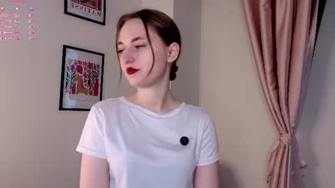 Sarah online show from 06-12-26, 01:26
