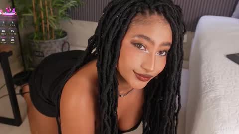 Ms Willow online show from 11-25-25, 03:56
