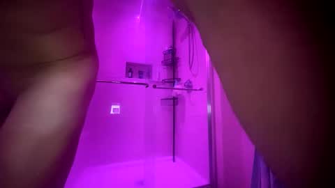 Snapshot of wills4pleasure chatting on 02-21-25, 09:34 wills4pleasure online show from 02-21-25, 09:34