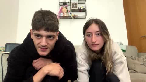 willy_est_95 online show from 06-04-26, 12:00