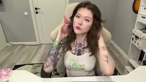 Luna online show from 07-21-26, 11:34
