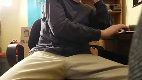 Winertzo29 online show from 11-10-25, 07:13