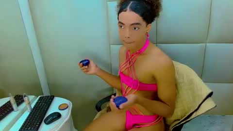 WinnyBarness online show from 10-25-25, 02:08