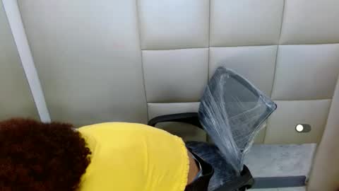 WinnyBarness online show from 10-26-25, 02:17