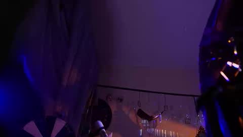 Snapshot of witch_fiona chatting on 04-30-26, 08:57 Goddess of two strapons - Mr. long Don Mr. Pinky online show from 04-30-26, 08:57