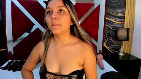 wonderkloe_ online show from 05-31-26, 07:37