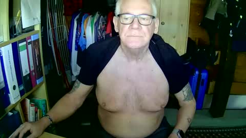 Snapshot of wonneprop10 chatting on 04-07-26, 09:43 Always Horny online show from 04-07-26, 09:43