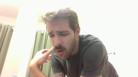 Snapshot of wontsaveyou chatting on 10-26-25, 09:31 wontsaveyou online show from 10-26-25, 09:31