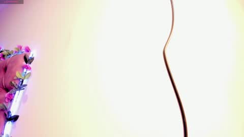 Snapshot of wood_nymphh chatting on 12-01-24, 10:32 Lia online show from 12-01-24, 10:32