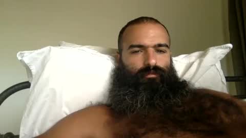 woof_wolf37 online show from 10-04-25, 03:43