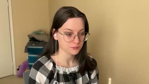 Lucina online show from 01-20-25, 03:39