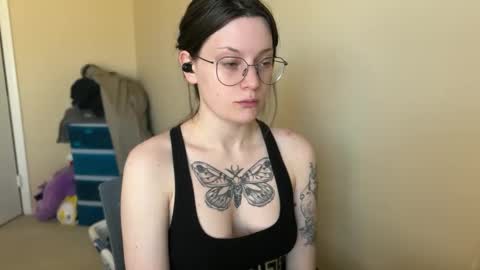 Lucina online show from 02-28-25, 07:35