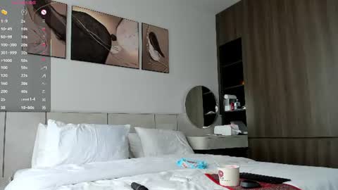 Snapshot of wow__lina chatting on 07-15-26, 05:12 Hey Im Lina See you 12am - 6am GMT 3 online show from 07-15-26, 05:12