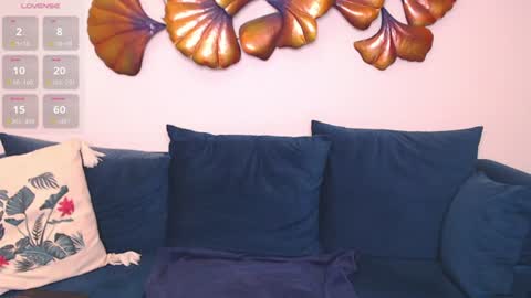 Snapshot of wow_its_kaitlyn chatting on 07-18-26, 11:25 Kaitlyn xx online show from 07-18-26, 11:25