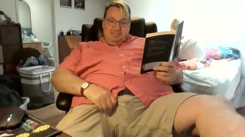 Snapshot of wrensworldx chatting on 05-25-26, 06:47 Wren VX online show from 05-25-26, 06:47