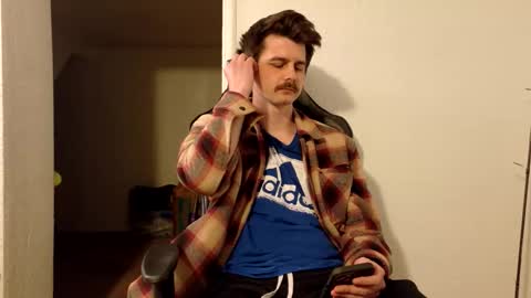 Wyatt online show from 04-14-26, 05:46