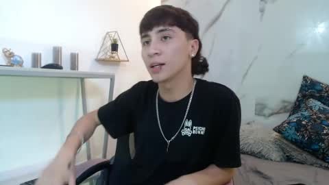 xandergrey8 online show from 04-01-26, 07:22