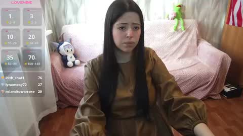 Snapshot of xangel1babyx chatting on 06-11-26, 02:53 Cassie online show from 06-11-26, 02:53