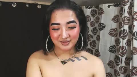 Snapshot of xasianempressx chatting on 01-14-25, 12:22 Nira NOT INTO CHEAP GUYS online show from 01-14-25, 12:22