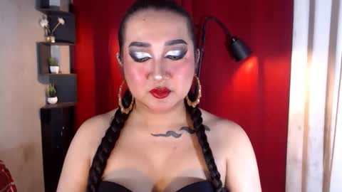 Snapshot of xasianempressx chatting on 03-08-26, 08:45 Nira NOT INTO CHEAP GUYS online show from 03-08-26, 08:45