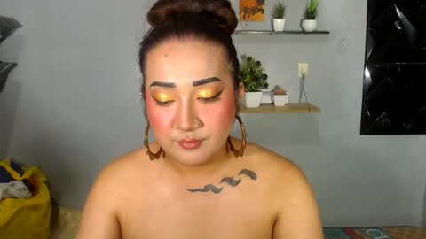Snapshot of xasianempressx chatting on 07-18-26, 06:12 Nira NOT INTO CHEAP GUYS online show from 07-18-26, 06:12