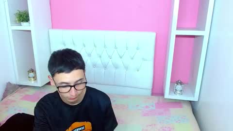xcoupleplayxx online show from 05-02-26, 03:00
