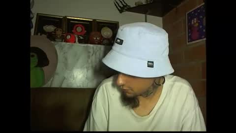 Snapshot of xdantex19 chatting on 02-11-26, 10:37 xdantex19 online show from 02-11-26, 10:37