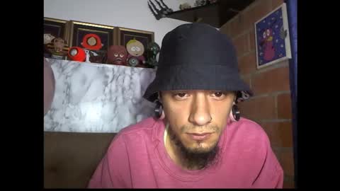 Snapshot of xdantex19 chatting on 02-12-26, 02:45 xdantex19 online show from 02-12-26, 02:45