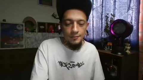 Snapshot of xdantex19 chatting on 04-16-26, 03:02 xdantex19 online show from 04-16-26, 03:02