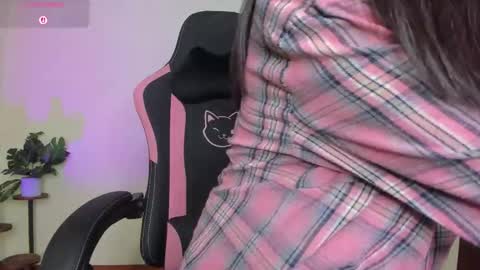 Kanae. online show from 01-12-26, 09:42