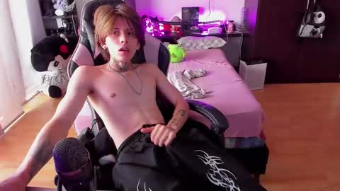 xIce Boy online show from 03-04-26, 02:56