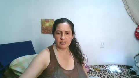 Snapshot of xime5144838 chatting on 04-15-26, 11:27 Ximena online show from 04-15-26, 11:27