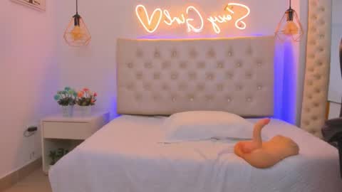 Snapshot of xiomara_cortes chatting on 02-04-25, 01:13 xiomara_cortes online show from 02-04-25, 01:13