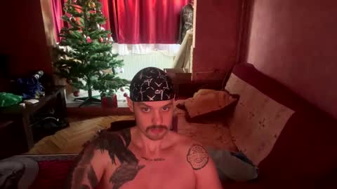 xjohndoe20x online show from 01-05-25, 07:28