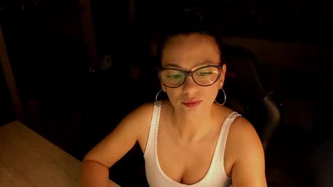 Lara online show from 04-04-26, 08:06