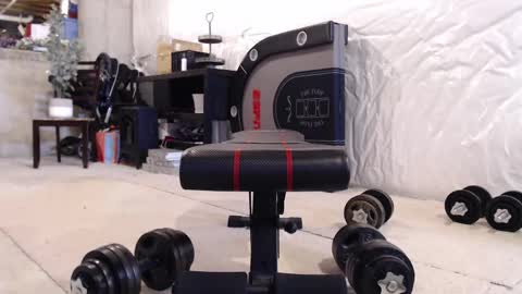 XLWeapon online show from 10-01-25, 06:25