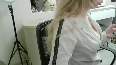 xMilagrosxs online show from 04-03-26, 09:40