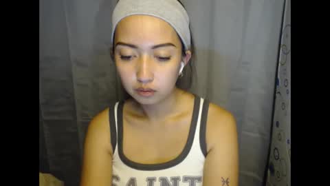 Ilove play tab00 and dirty show on wsp or tg and isell many videos and naked photos there online show from 03-26-26, 05:02